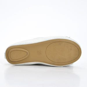 <span class=keywords><strong>Scarpe</strong></span> <span class=keywords><strong>eleganti</strong></span> da ragazza <span class=keywords><strong>scarpe</strong></span> da ballo <span class=keywords><strong>per</strong></span> feste da principessa <span class=keywords><strong>scarpe</strong></span> da spettacolo <span class=keywords><strong>per</strong></span> ragazze in pelle <span class=keywords><strong>per</strong></span> studenti con fiocco di moda - Product Image 4