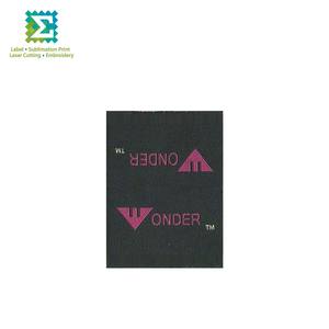 Étiquettes de vêtement tissées en polyester haut de gamme personnalisées Accessoires vestimentaires lavables Logo de col de taille Etiquette principale pour col haut de gamme - Product Image 6