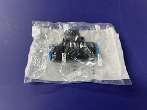 New Original QS Series Push-in T-connector QST-16(153133) FESTOS New Original QS Series Push-in T-connector QST-16(153133) - Product Image 2