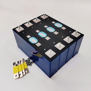 แบตเตอรี่ลิเธียมไอออนแบบแท่งปริซึม CATL NMC 3.7V 147Ah รุ่น L221N147 สำหรับรถยนต์ไฟฟ้า Leaf  แบบ Deep Cycle ชาร์จซ้ำได้ 4000 รอบ  พร้อมเปลือกอะลูมิเนียม - Product Image 1