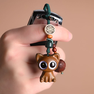 Llavero colgante de madera de sándalo para gato, colgante de cuerda con forma de gato, accesorios para colgar en el coche - Product Image 4