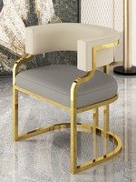 Chaise de salle à manger en métal de luxe léger avec accoudoirs et housse de siège souple pour la maison, les salons de beauté, les salons de manucure, les bureaux de réception et de vente