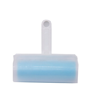 Rouleau anti-poils et anti-bouloches 30 cm avec manche long et fonction adhésive - Product Image 1