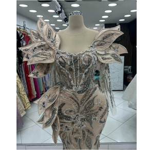 Robe de soirée élégante de qualité supérieure, silhouette sirène, longueur au sol, pour femmes, coupe luxueuse, design sophistiqué, décoration perlée - Product Image 5