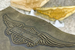 Herramienta de Estampado de Etiquetas de Cobre con Logotipo de Cobra para Accesorios Interiores de Automóviles Deportivos <span class=keywords><strong>Mustang</strong></span> - Product Image 4