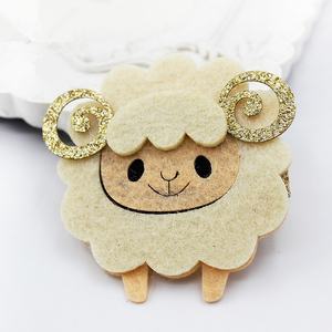 Pince à cheveux coréenne de haute qualité pour enfants, motif mouton de dessin animé en feutre, idéale pour les fêtes et l'usage quotidien - Product Image 5