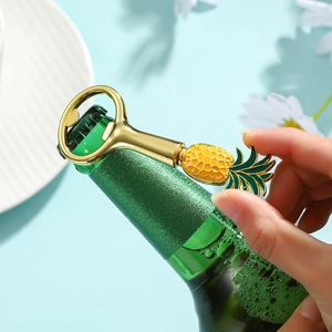 Ouvre-bouteille décoratif en forme d'ananas doré, accessoire élégant pour bar à domicile, <span class=keywords><strong>bouchon</strong></span> de bouteille de <span class=keywords><strong>vin</strong></span>, comptoir de cuisine, cadeau d'anniversaire de mariage - Product Image 3