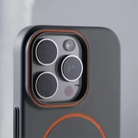 Coque de téléphone ultra-fine, simple, couleur unie, pour iPhone 16 15 14 13 12 Pro Max, mate, compatible chargeur sans fil, coque rigide magnétique