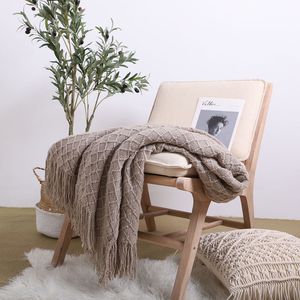 Manta de Cachemira Cálida y Acogedora con Diseño de Diamantes y Borlas para Decoración de Cama, Sofá o Uso Doméstico - Product Image 5