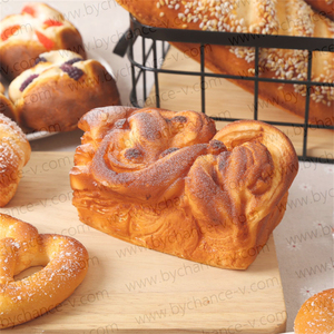 ขนมปังบริออชโฟมเหมือนจริง อุปกรณ์ประกอบฉากอาหารปลอมสำหรับถ่ายภาพสินค้า ตกแต่งร้านกาแฟ สตูดิโอ - Product Image 4