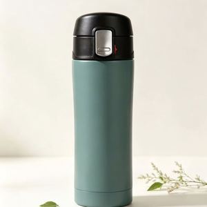 Venta al por mayor: Vaso térmico de viaje para coche de 450 ml, de acero inoxidable 304, con tapa abatible ecológica japonesa con cierre de seguridad, ideal como regalo de empresa. - Product Image 1