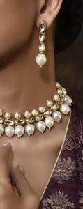 Ensemble de bijoux de perles de mariée Kundan pour femmes plaqué or blanc collier traditionnel et boucles d'oreilles parfait ensemble de cadeaux de mariage - Product Image 2