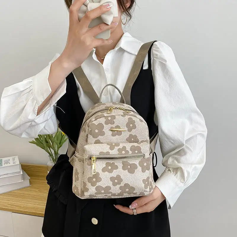Cute Canvas Shoulder Bag for Children Kids Cartoon Messenger Bags kawaii Canvas Purses little Girls Stuffed Flower Backpack