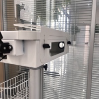 Chariot médical mobile moderne pour ordinateur portable, réglable pneumatiquement, garantie 5 ans, idéal pour les visites en salle d'hôpital – Vente directe usine