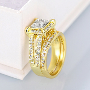 Set di 2 Anelli Geometrici Quadrati Eleganti con Micro Incastonature di Zirconi Gioielli da Dito per Donne - Product Image 6
