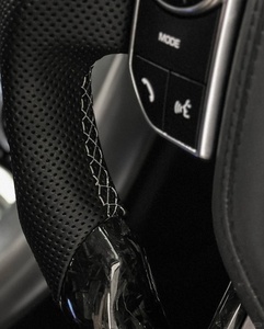 Volante de Coche de Alta Calidad para Land Rover Range Rover 2020 2016, Fibra de Carbono Mate, Costuras Blancas, Cuero Perforado - Product Image 5