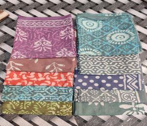 Écharpe en coton Mul Mul imprimée à la main Dabu, douce et confortable, pour femmes, collection mode ethnique pour fêtes, vente en gros - Product Image 4