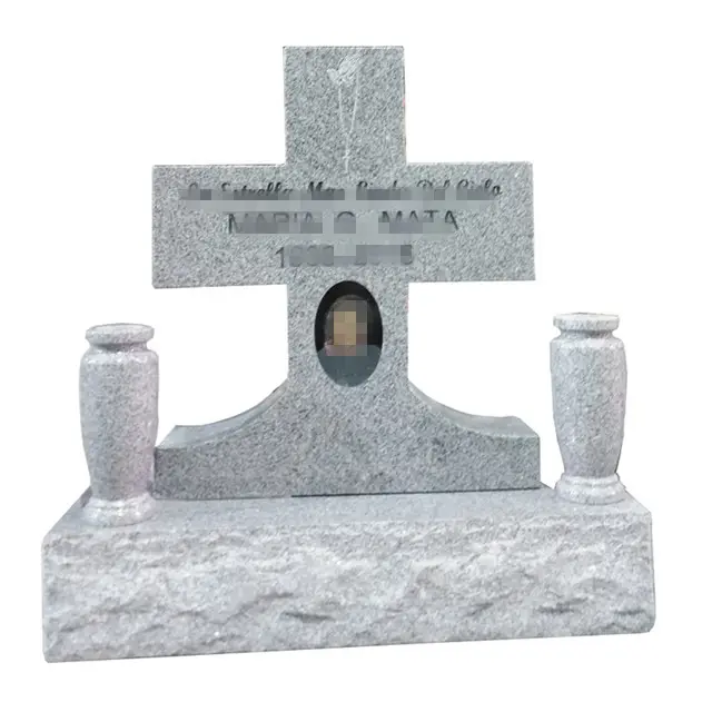 Lápida cruzada de granito americano blanco, Lápida con jarrones