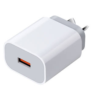 Au Usb a Qc3.0 Quick <span class=keywords><strong>Adaptateur</strong></span> de charge rapide <span class=keywords><strong>18w</strong></span>-Chargeur Usb universel pour Infinix google Pixel <span class=keywords><strong>apple</strong></span> iphone samsung téléphone portable - Product Image 1