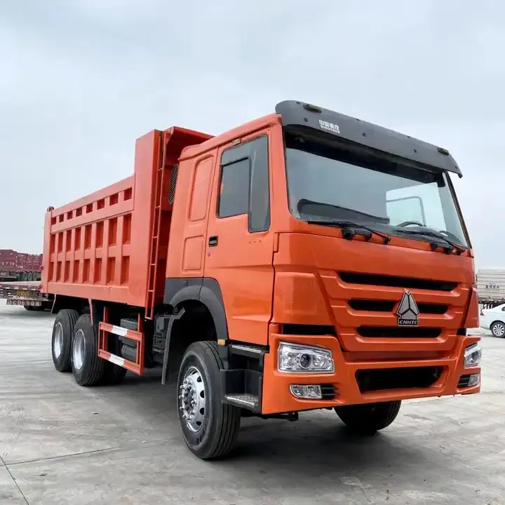 รถดัมพ์มือสอง sinotruk HOWO 6x4 371HP เครื่องยนต์ดีเซลยานพาหนะเพื่อการพาณิชย์10ล้อ