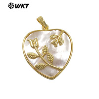 WT-JP516 Pendentif en forme de cœur en coquille blanche délicate et feuilles plaquées or pour femme, bijoux fantaisie, accessoires décoratifs