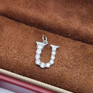 Collier Pendentif Lettre Classique en Argent 925 et Zircon UM Jewelry pour Femmes et Enfants - Cadeaux d'Anniversaire, de Mariage, de Fête - Product Image 4