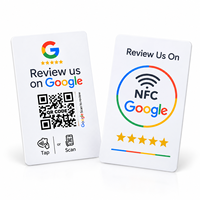Carte NFC carrée 13,56 MHz avec code QR pour avis Google, en PVC rigide, logo personnalisé, étiquette NFC activée par le téléphone, carte de membre pour hôtel