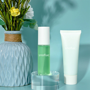 Kit de soins de la <span class=keywords><strong>peau</strong></span> à l'arbre à thé OEM Anti Acne Dark Spot Whitening Private Label Soap Serum Scrub Cream Facial Wash Face Skin Care Set - Product Image 4