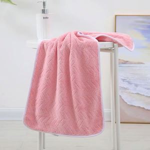 Serviette de bain en polaire corail pour hommes et femmes, séchage rapide, absorbante, couleur unie, usage domestique, non pelucheuse, tricot de coton chaîne - Product Image 3
