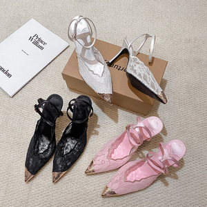 Sandalias de tacón de aguja con punta hueca y malla para mujer, estilo viral de verano 2026, con puntera de hierro y tacón alto, ideales para fiestas. - Product Image 1