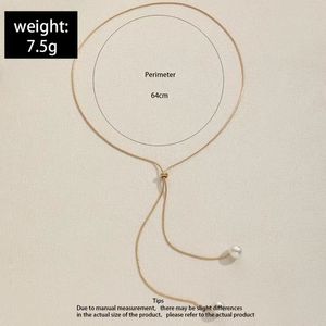 <span class=keywords><strong>Collana</strong></span> <span class=keywords><strong>di</strong></span> <span class=keywords><strong>Perle</strong></span> CC Regolabile <span class=keywords><strong>di</strong></span> Lusso, Design Semplice e Versatile per Gioielli Eleganti da Indossare sulla Clavicola - Product Image 2