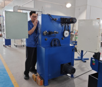 Machine automatique de fabrication de hameçons à mouche pour la pêche au perdrix, avec tige Waddington courbée