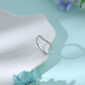 Bague de fiançailles minimaliste en or massif 18 carats plaqué rhodium avec diamants naturels, haute qualité, pour femme, usage quotidien, vente en gros - Product Image 3