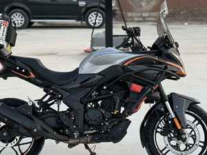 Motocicleta de Aventura VOGE <span class=keywords><strong>300DS</strong></span> |   Motor Monocilíndrico de 300cc y 21kW |   Frenos ABS de Doble Canal Kelin - Product Image 2