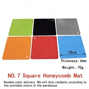 Sous-verres en silicone pour voiture, carrés et circulaires, de Source Factory Insulation and Heat Insulation Kitchen Products - Product Image 3
