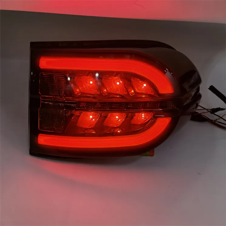 Feux arrière de voiture modifiés par mouvement Offre Spéciale feux arrière Led pour Toyota Fj Cruiser 2007-2020 feux arrière Led tournage séquentiel