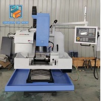 Fraiseuse CNC verticale haute précision XK7126 12 axes avec commande KND, capacité moyenne pour le fraisage de pièces métalliques