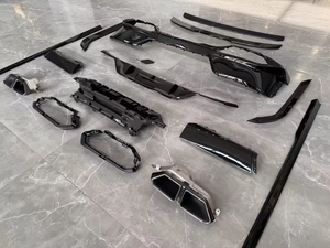 Paquete circundante BodyKit para BMW Serie 7 G70 Actualizaciones M760 Black Knightwith Parachoques delantero y trasero Labios y <span class=keywords><strong>garganta</strong></span> - Product Image 3