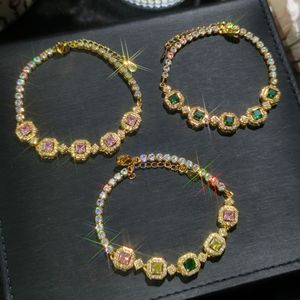 Bracciale da <span class=keywords><strong>Donna</strong></span> Fanhua in Acciaio Inossidabile Placcato Oro 18K PVD, Impermeabile e Antiossidante, con Zirconi - Product Image 3