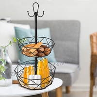Fil de décoration Organisateur en métal à 2 niveaux Rangement des aliments et des légumes Porte-cadeau Bol Corbeille à fruits avec cintre banane pour la cuisine