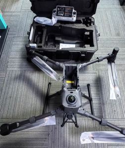 Global Version Matrice 400 UAV Industrial-Grade Flight Platform, Long-Endurance Surveying and Mapping Inspection Drone M400 RTK - Product Image 1