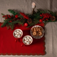 Napperons de table en lin élégants à bords festonnés, rouges, pour Noël, lavables, réutilisables, cadeaux de Noël pour la cuisine et la salle à manger