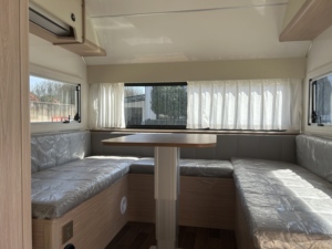 Caravane de luxe à double essieu de 7,8 m, <span class=keywords><strong>780</strong></span>, grand espace, remorque de voyage avec système AL-KO AKS, camping-car - Product Image 5