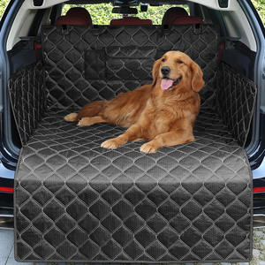 Protecteur de coffre de voiture pour chien avec protection latérale et pare-chocs, housse de siège de voiture pour chien, tapis de coffre universel, imperméable, résistant aux rayures - Product Image 1