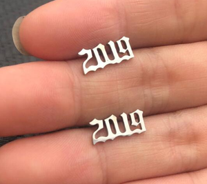 Boucles d'oreilles en acier inoxydable pour femmes, couleur argent, année, bijoux, clou d'oreille, fabricant chinois, fournisseur, vente en gros - Product Image 1