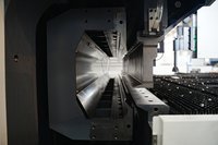 Machine à plier les panneaux en tôle CNC PB-M2600, type bras de presse, pour panneaux en aluminium et en acier inoxydable