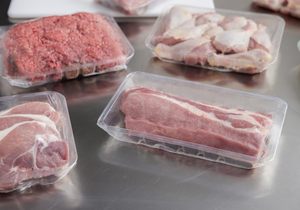 Contenedores de Alimentos Desechables y Reciclables de PP Biodegradable al por Mayor con Estampado en Relieve para Carne de Res, Mariscos y Carne en General, Rectangulares y al Vacío - Product Image 3