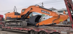 Excavatrice sur chenilles hydraulique DX220LCA-2N de 22 tonnes à performance stable, vente chaude, approvisionnement direct usine, faible coût, pour travaux de construction lourds - Product Image 6