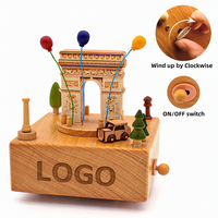 Boîte à musique en bois Arche de Triomphe à remonter 18 notes Logo personnalisé Souvenir monument européen Cadeau Vente en gros Usine