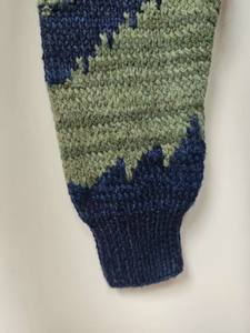 Cárdigan de Punto Informal con Cuello Chal de Inspiración Vintage, Patrón Geométrico Multicolor, Cierre con Botones, Antiarrugas - Product Image 5